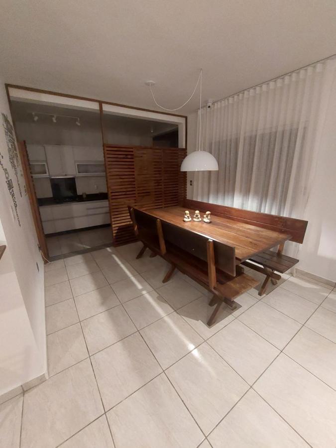 Eco Isla Guesthouse ฟลอเรียนอโปลิส ภายนอก รูปภาพ
